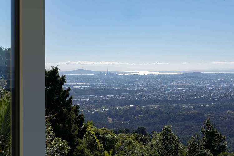 27 Quinns Road Waiatarua_11