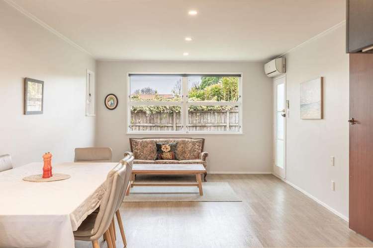 Flat 1/747 Cameron Road Tauranga South_7