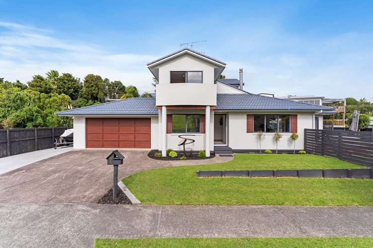 8 Toomer Place Beachlands_23