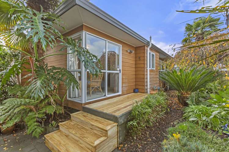 15a Peachgrove Road Hamilton East_25