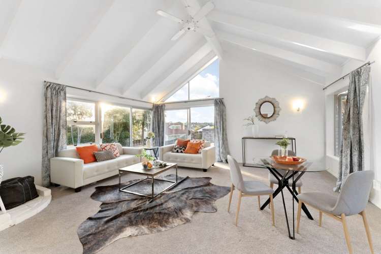 77 Kennedy Avenue Forrest Hill_4