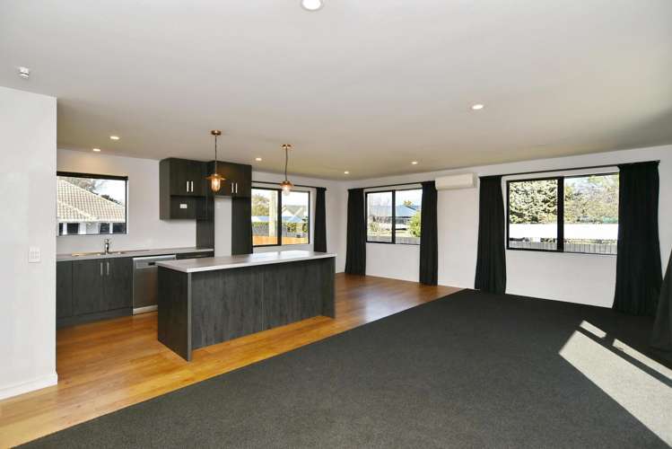16 Corhampton Street Aranui_2