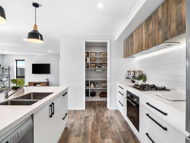 18 Whitehorn Drive Lincoln_2