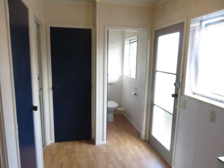 39b Sikkim Crescent Clover Park_6