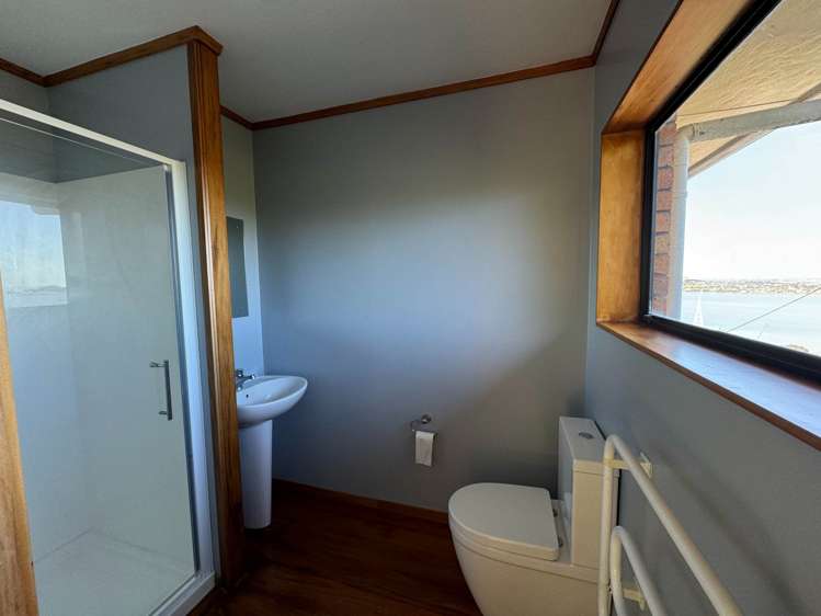 7 Viking Avenue Hillsborough_9