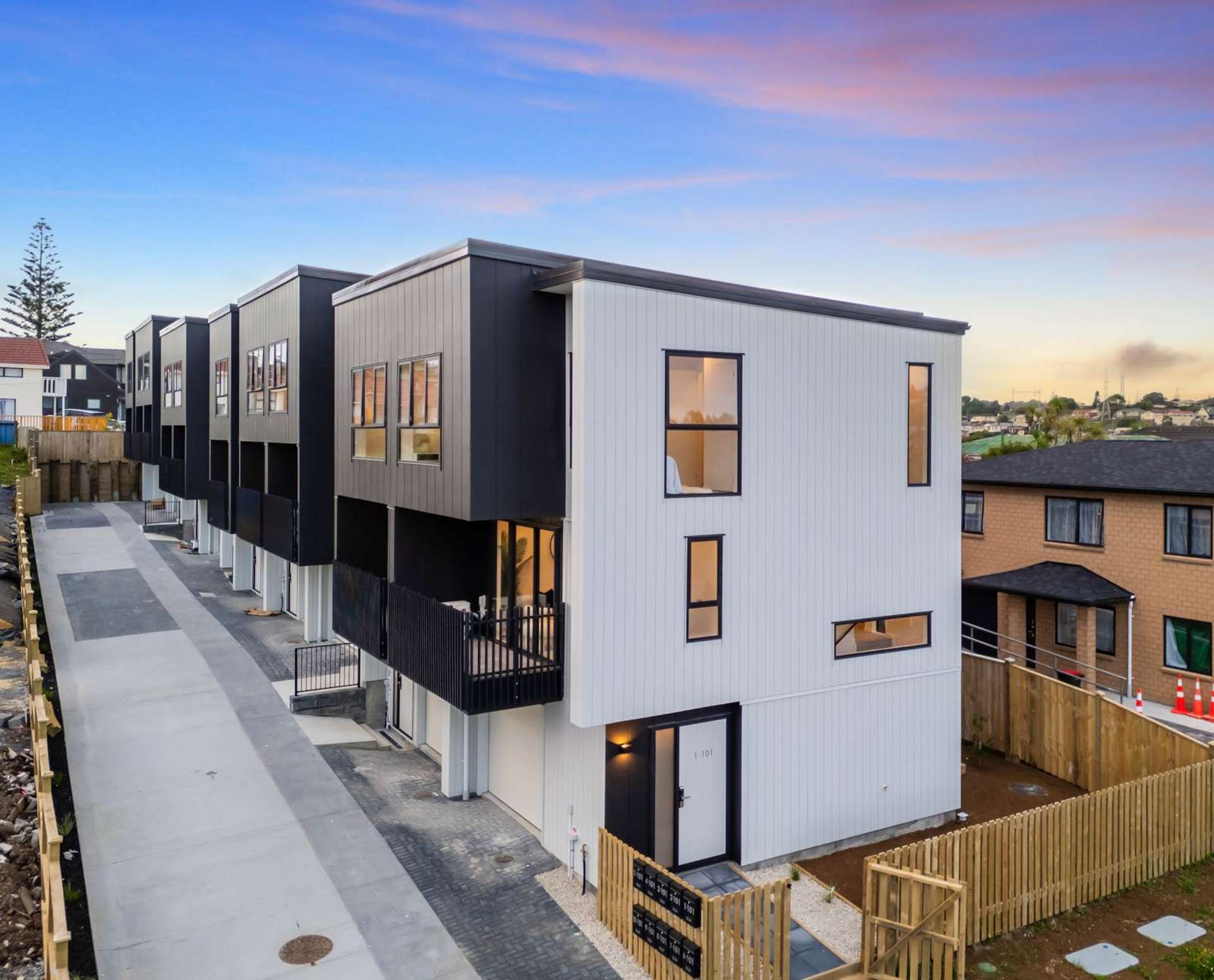 4/101 White Swan Road Mount Roskill_0