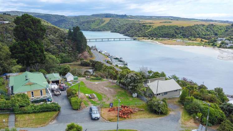 45 Sheffield Street Taieri Mouth_19