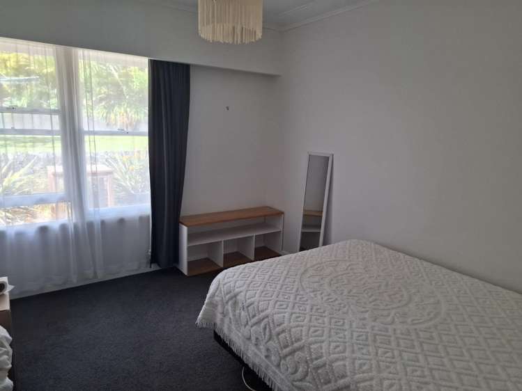 492 River Road 10458_17