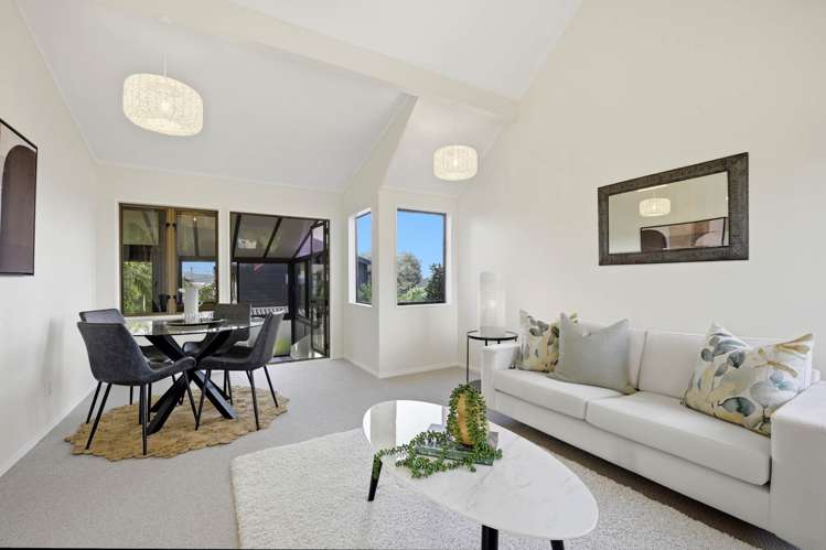 2/1 Aramoana Avenue Devonport_3