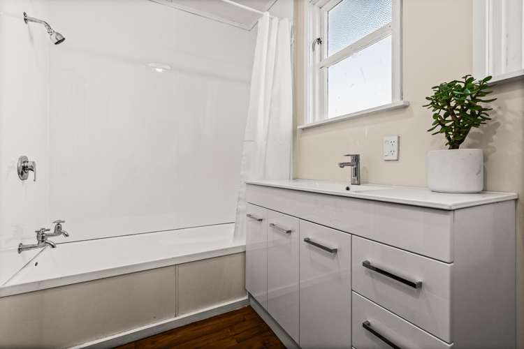 67 Barker Road Marewa_8