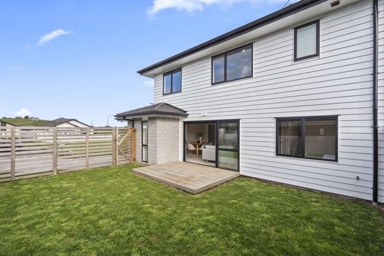 1a Arahi Place Rototuna North_16