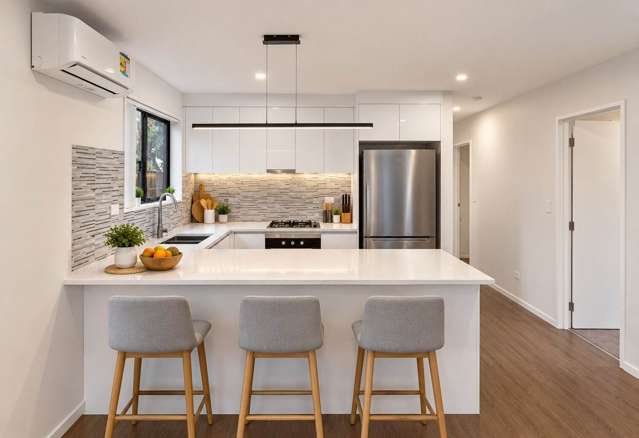 Modern 3-Bedroom, 2-Bathroom Family Home for R...