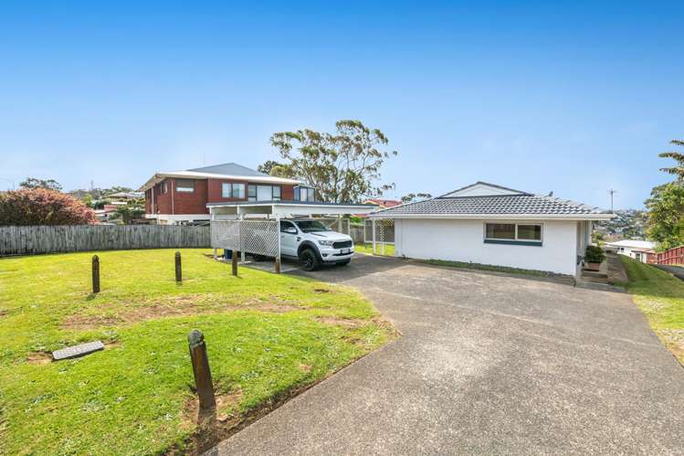 1/587 Glenfield Road Totara Vale_15
