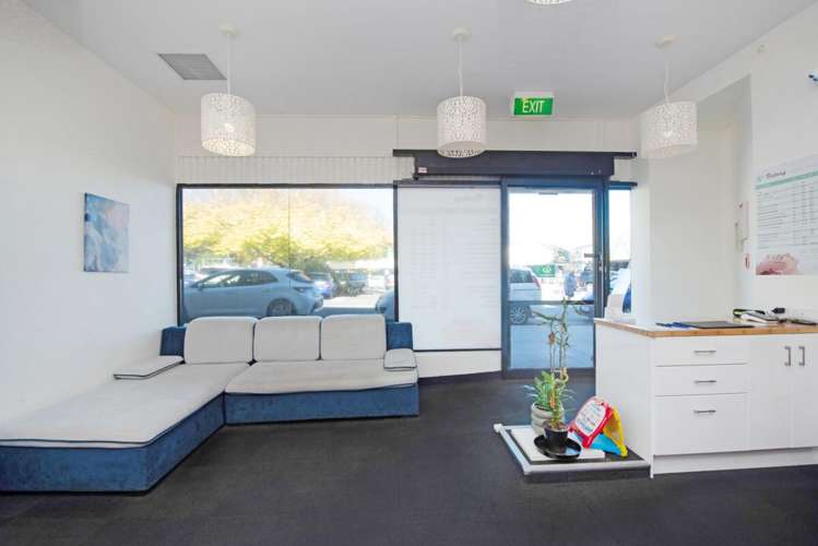 1 Coastlands Parade Paraparaumu_16