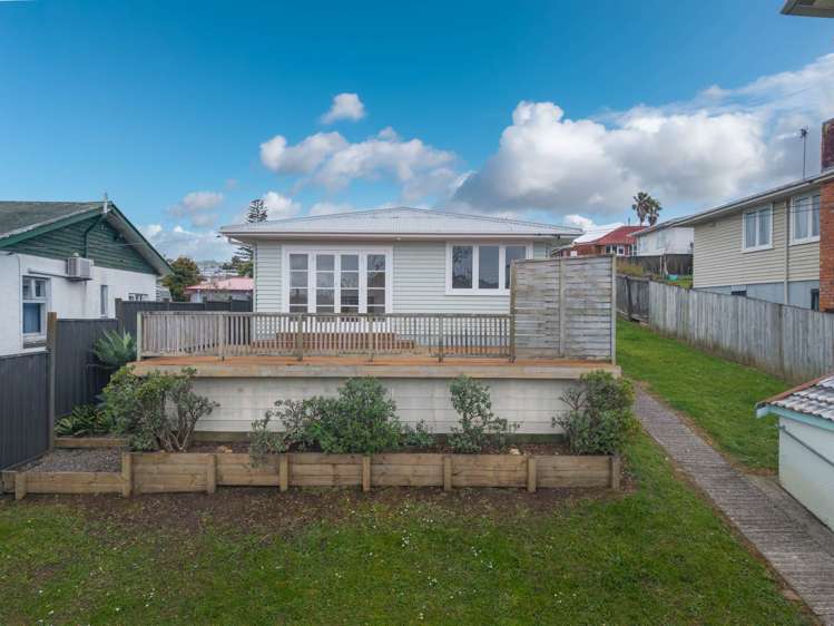 65 Rosamund Avenue New Windsor_23