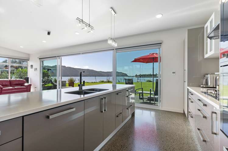 173 Durrant Drive Whangamata_25