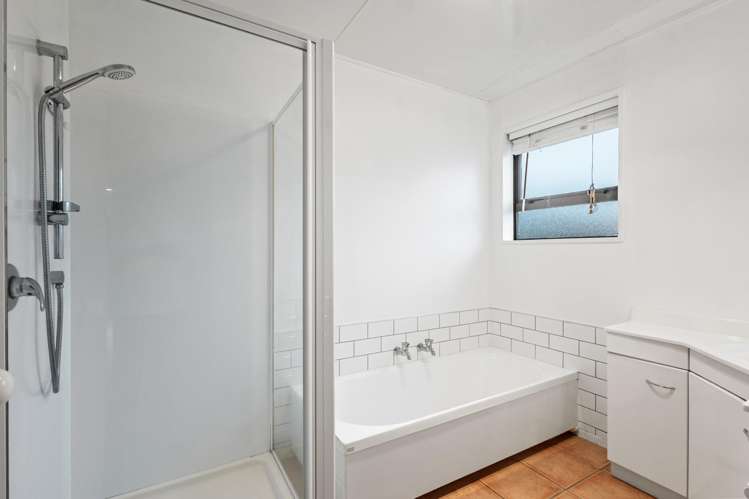 156 Pine Avenue South New Brighton_20