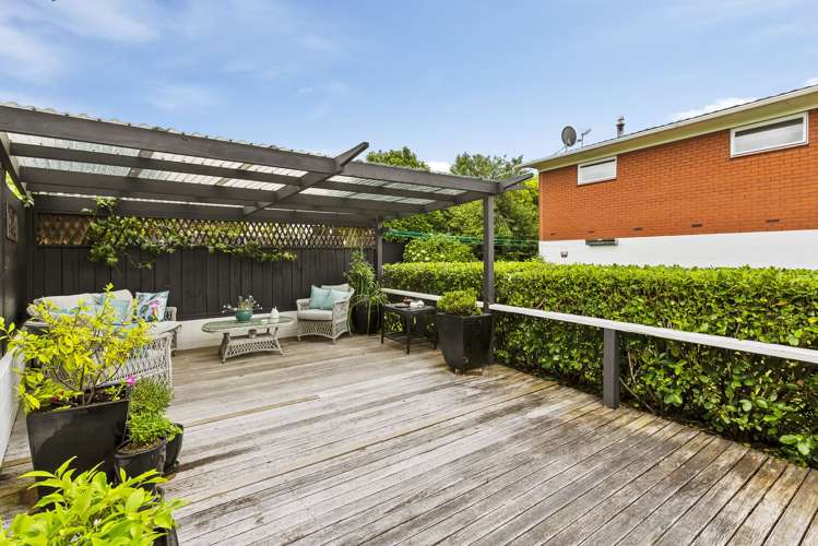 12 Cheops Street Westbrook_16