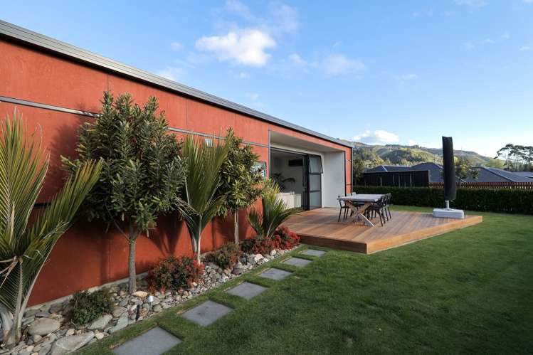 66 Fairose Drive Richmond_17