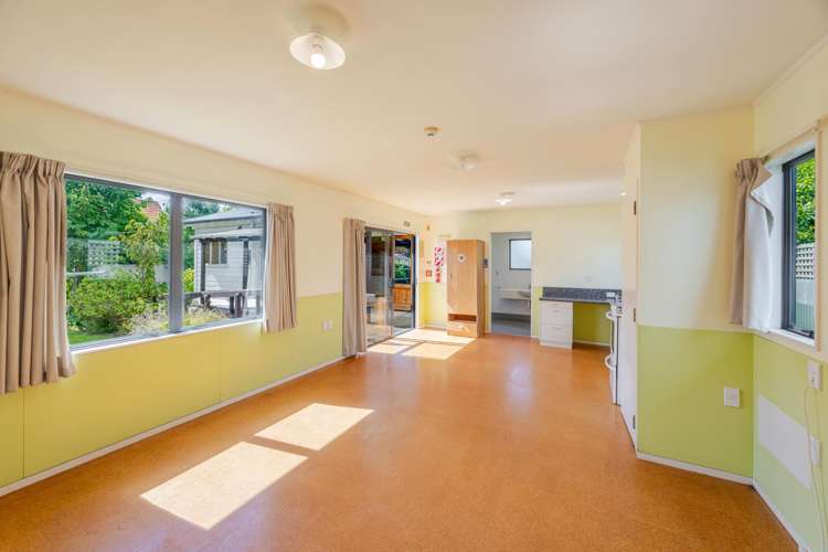 103 Duchess Crescent Mayfair_19