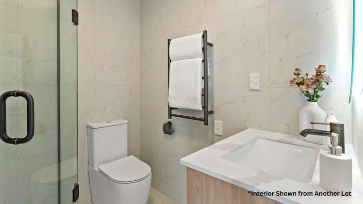 1/122 Leybourne Circle Glen Innes_9