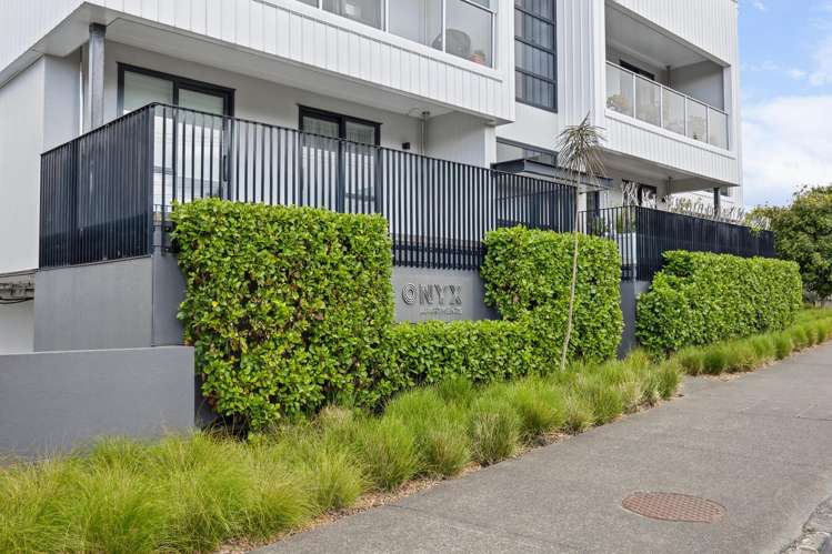 107/987 Mount Eden Road Three Kings_15