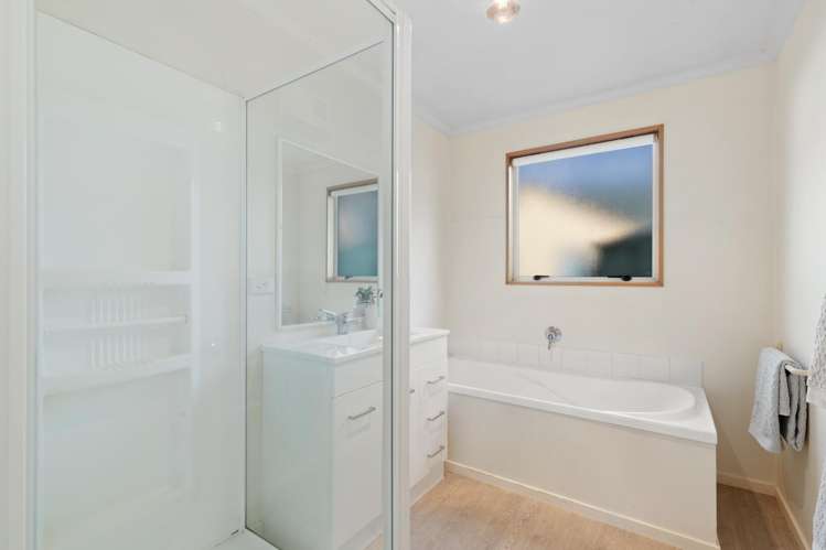 32 Copper Beech Avenue Frankton_12