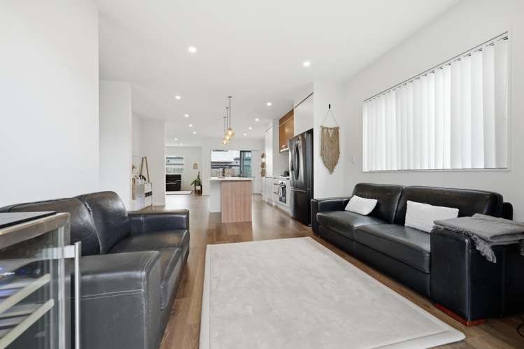 13 Autumn Blaze Street_1