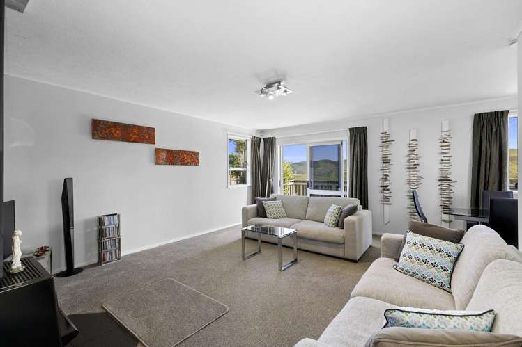 40 Outram Grove Kelson_1