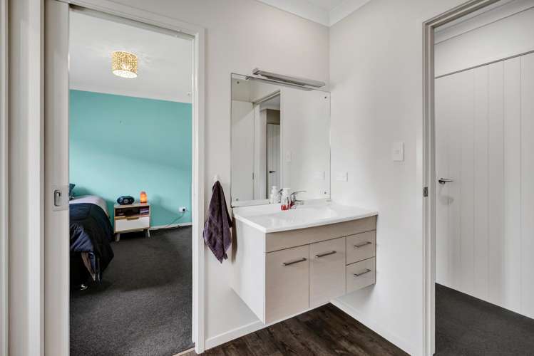 338 Smart Road Hillsborough_25