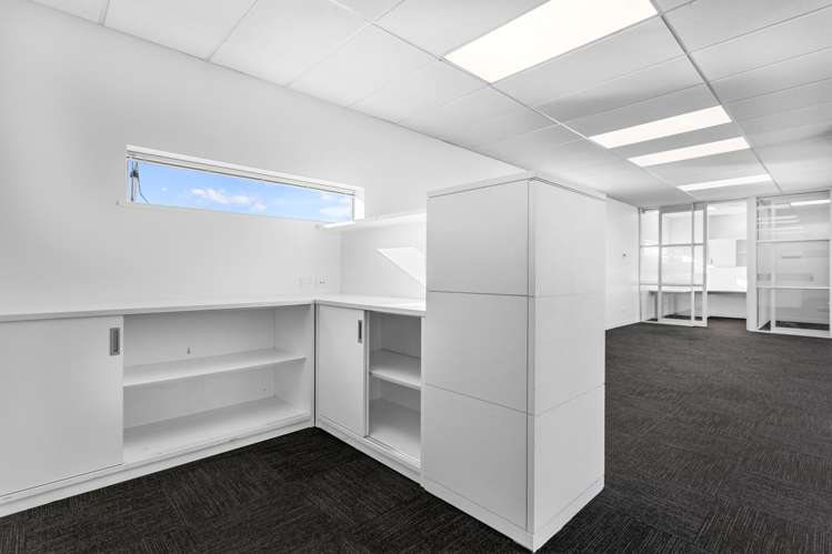 35B Leslie Hills Drive Riccarton_15