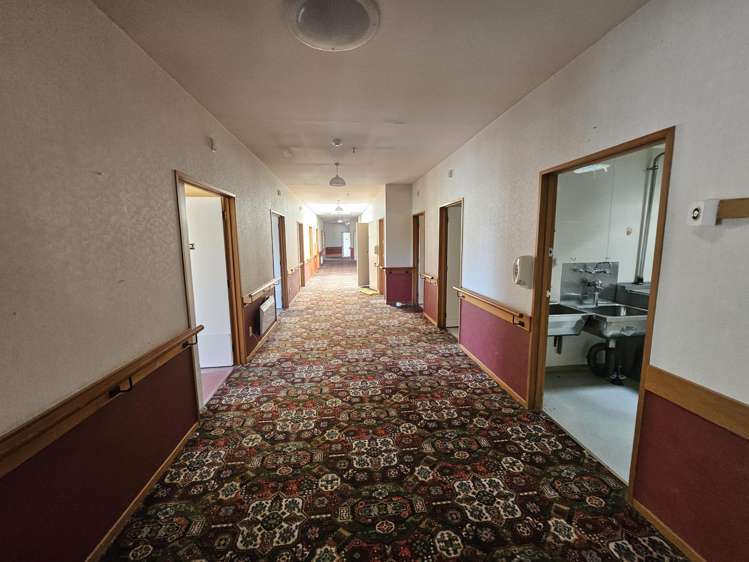 20 Threadneedle Street Greymouth_17