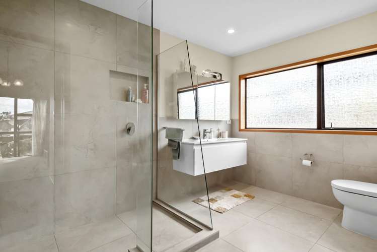 31 Bellbird Rise Murrays Bay_13