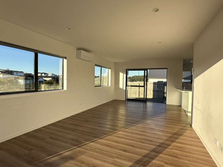 56 Riverhead Point Drive Riverhead_6