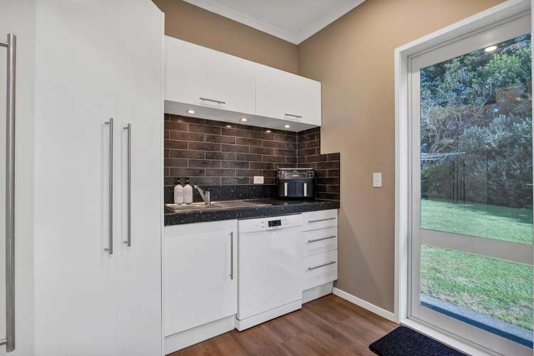 82 Clearview Road Lepperton_5