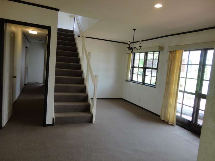 14 Caithness Place Farm Cove_13