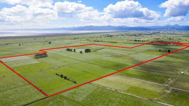 80ha + lease = 122,000kgMS