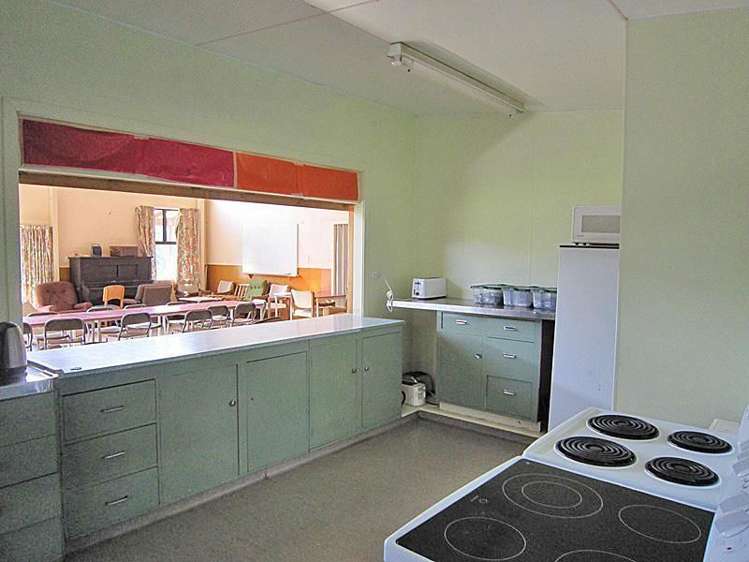 281 Yates Road Mesopotamia_13