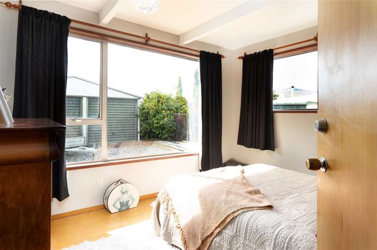 8 Wadsworth Crescent Redwoodtown_15