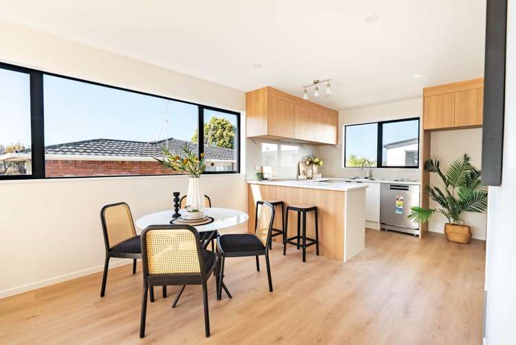 68 Triangle Road Massey_37