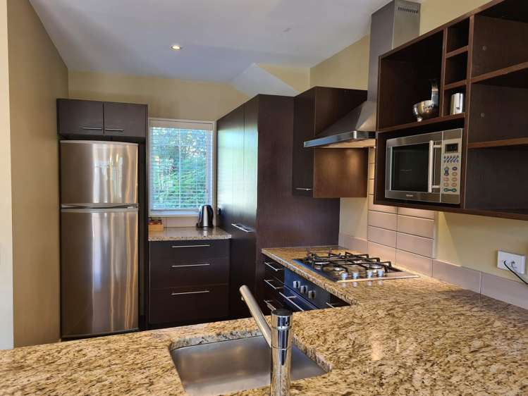 17/1 Beauchamp Place Lake Tekapo_6