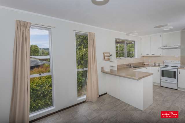 4 Cypress Gardens Place Onerahi_3