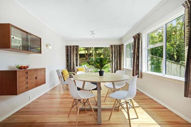 17 Lane Crescent Tawa_6