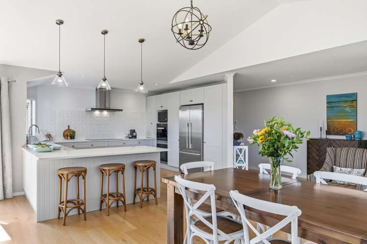 4 Old School Road Ngahinapouri_8