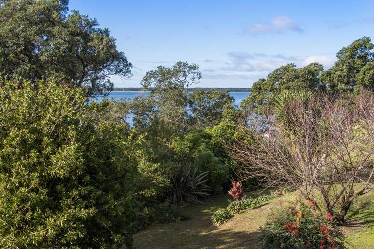 22 Giles Way Tanners Point_11