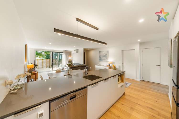 1b Wai-Iti Crescent Woburn_6