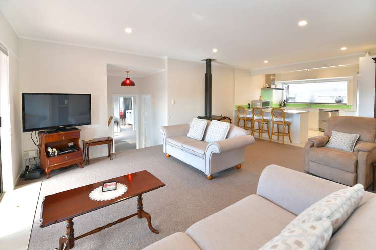 4 Centreway Road Orewa_4