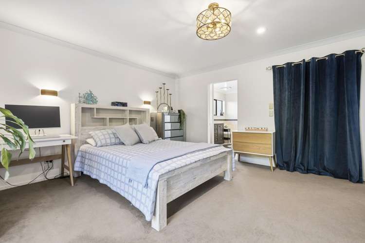 30 Mauritius Key Papamoa_18