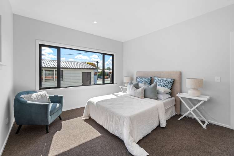 60 Frankleigh Street Somerfield_13