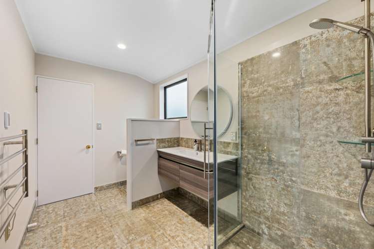 16 Springswood Grove Springlands_11